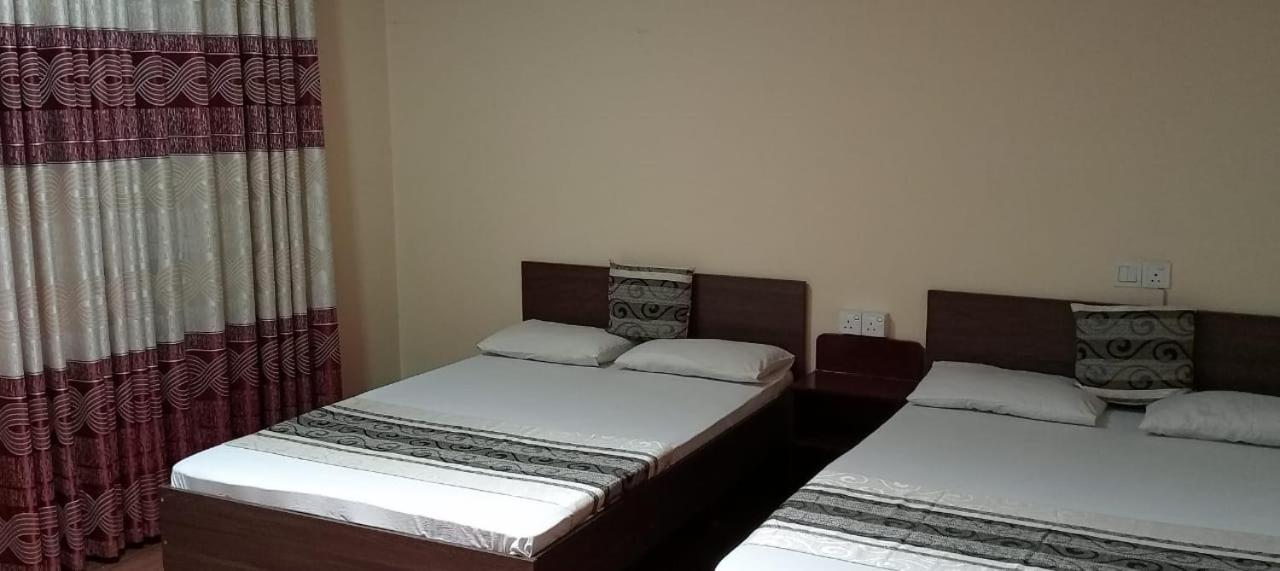 Thuvaraga Inn 누와라 엘리야 외부 사진